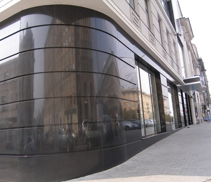 гранитный фасад